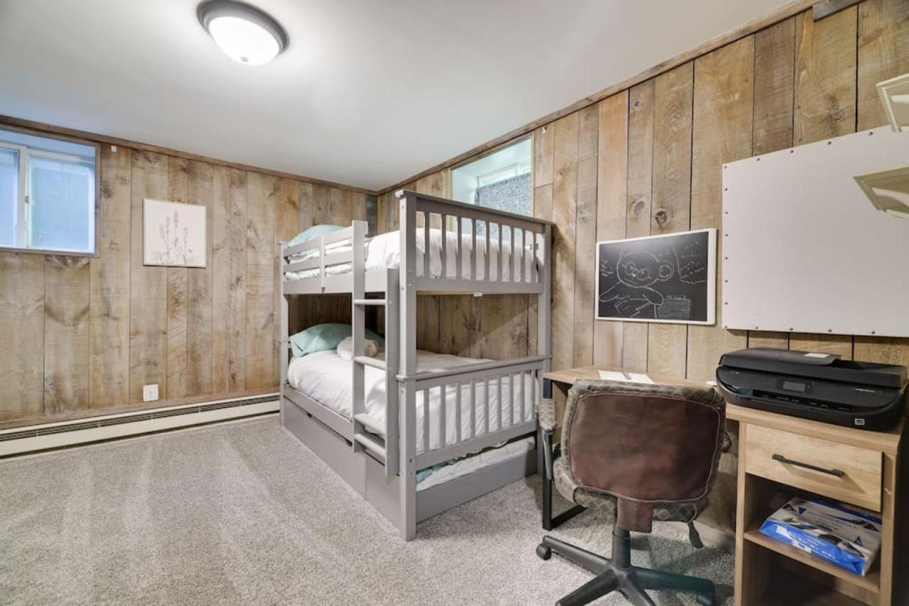 Comfy Log Family & Pet Kind By State & Waterparks! Holiday home Tobyhanna