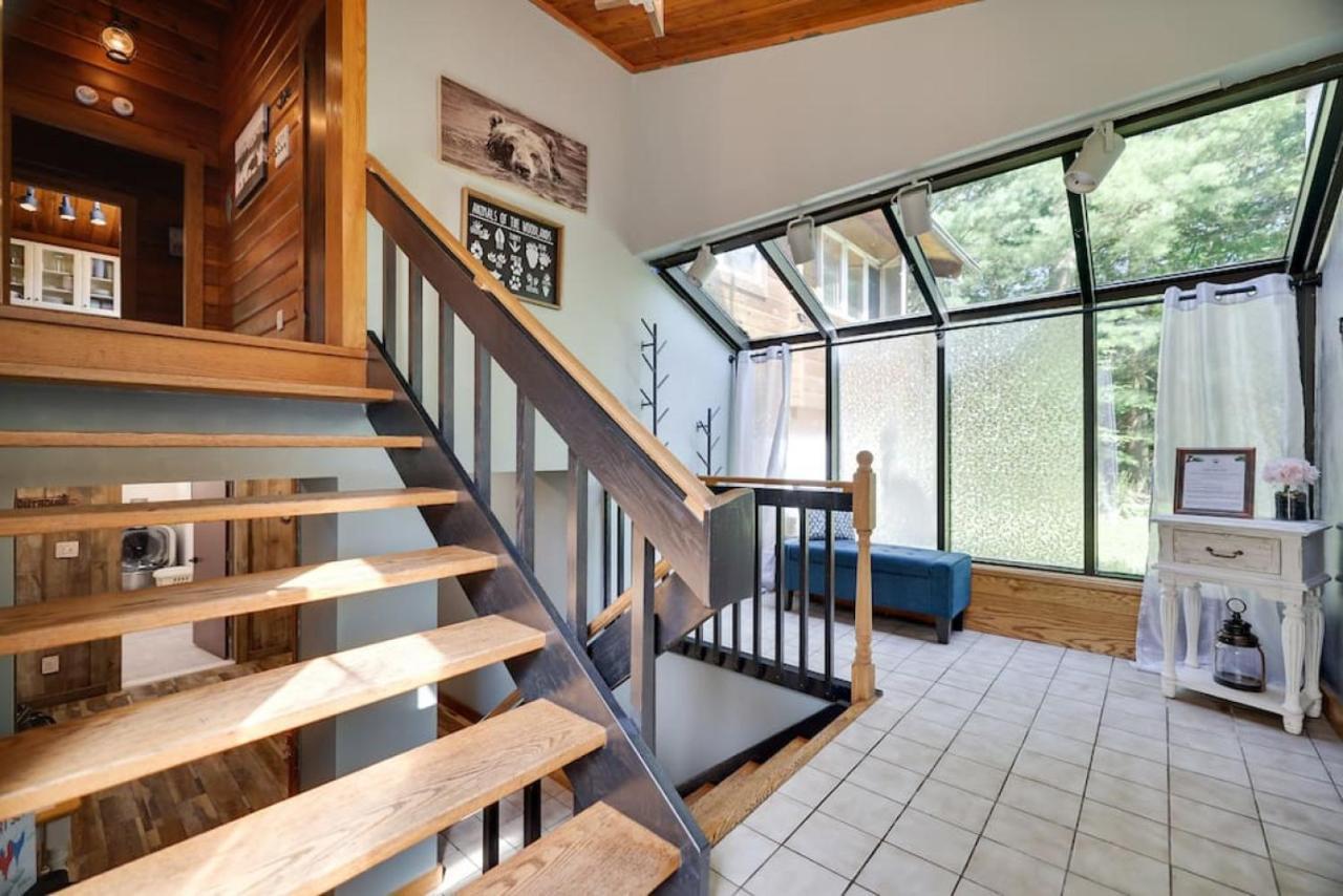 Comfy Log Family & Pet Kind By State & Waterparks! Holiday home